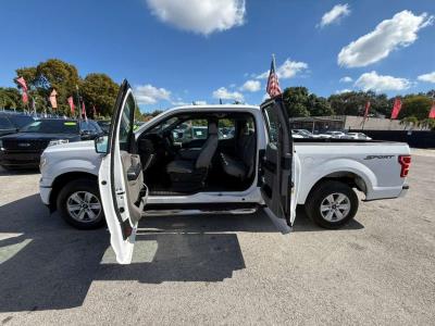 2019 FORD F-150 in Miami, FL