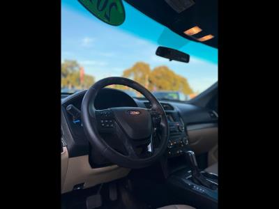 2016 FORD Explorer in Miami, FL