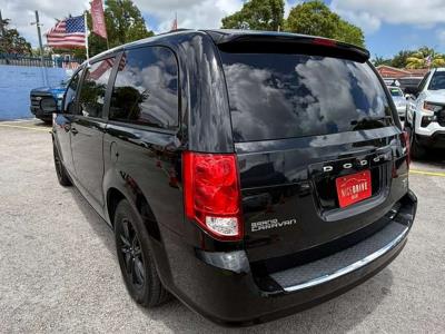2019 DODGE Grand Caravan in Miami, FL