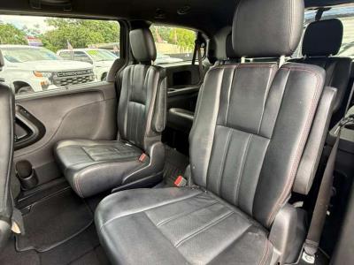 2019 DODGE Grand Caravan in Miami, FL