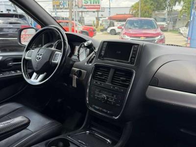 2019 DODGE Grand Caravan in Miami, FL