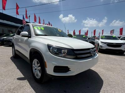2013 VOLKSWAGEN Tiguan in Miami, FL