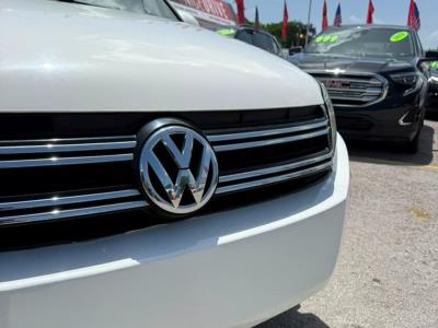 2013 VOLKSWAGEN Tiguan in Miami, FL
