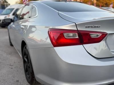 2017 CHEVROLET Malibu in Miami, FL