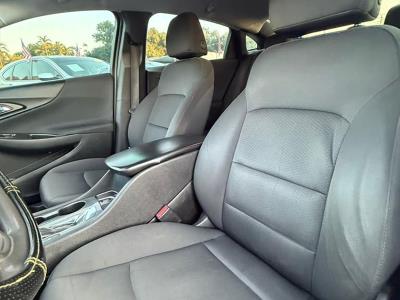 2017 CHEVROLET Malibu in Miami, FL