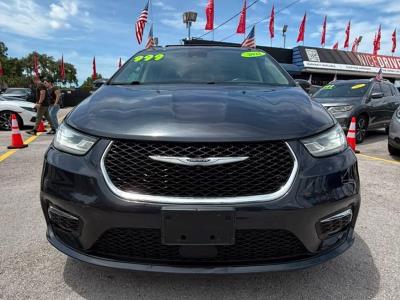 2021 CHRYSLER Pacifica in Miami, FL