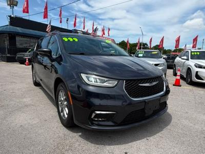 2021 CHRYSLER Pacifica in Miami, FL