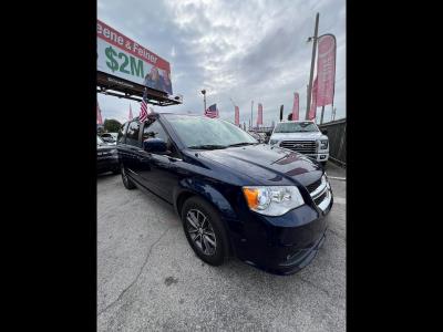 2017 Dodge Grand Caravan in miami, FL