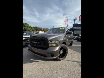 2015 RAM 1500 SLT 4WD/4x4