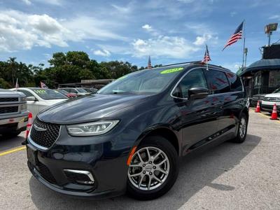 2021 CHRYSLER Pacifica Touring FWD