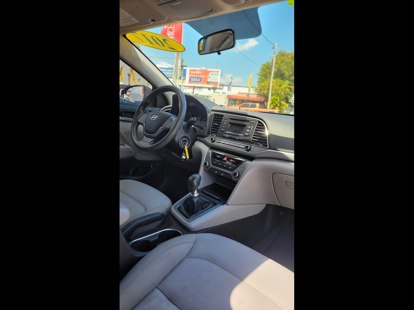 2017 HYUNDAI Elantra in Miami, FL