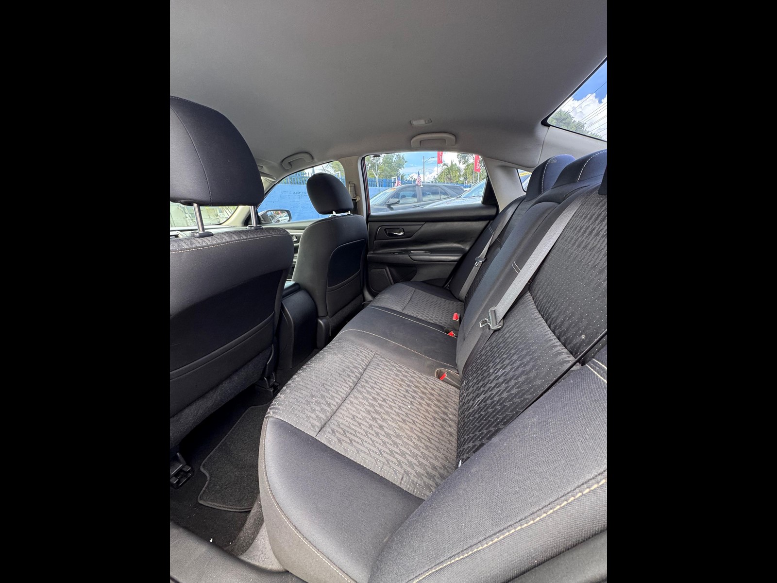 2016 Nissan Altima in Miami, FL