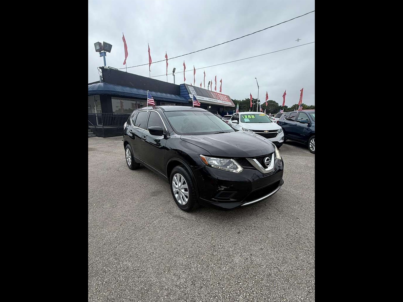 2016 NISSAN Rogue in Miami, FL