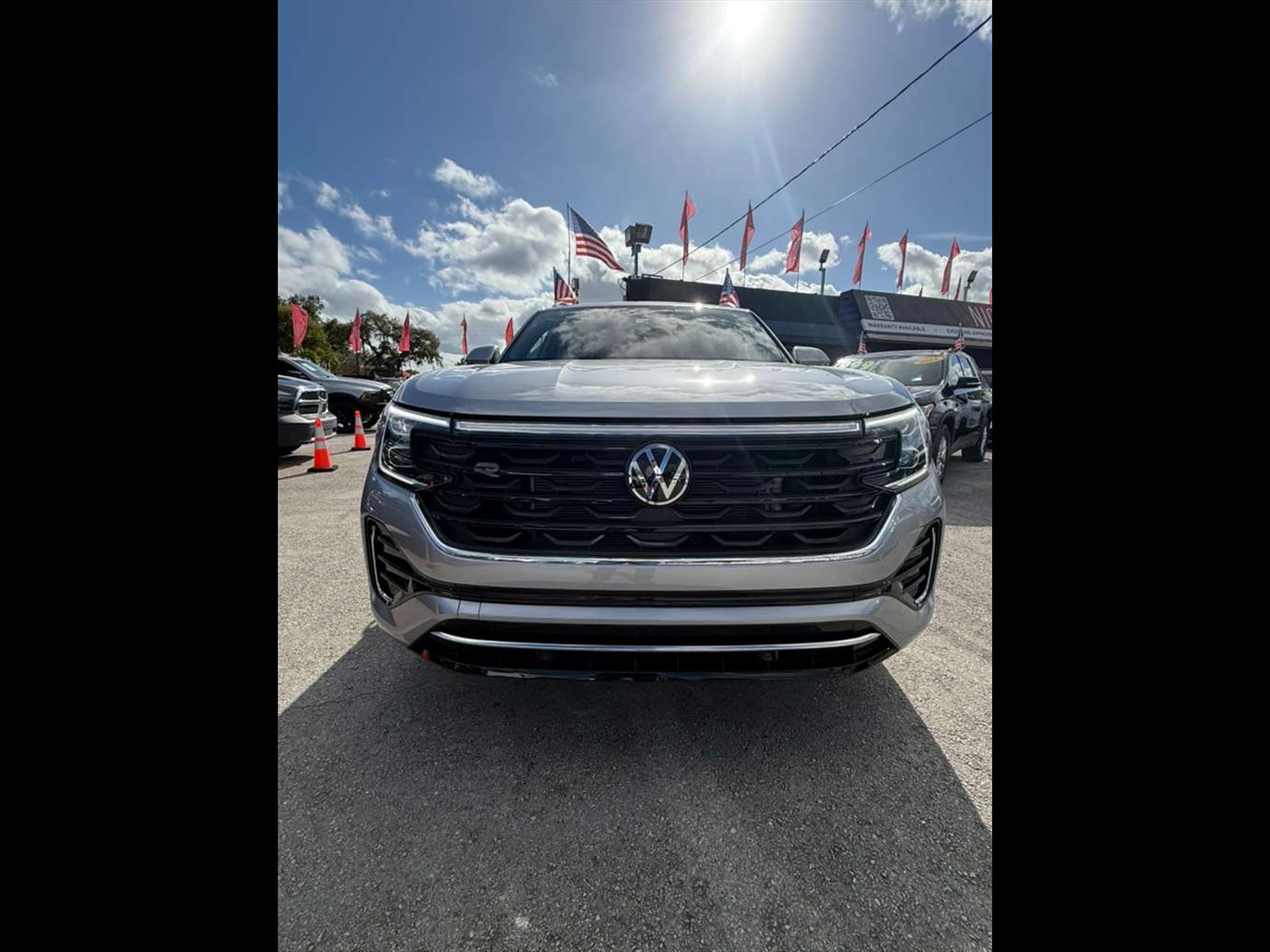 2024 VOLKSWAGEN Atlas Cross Sport in Miami, FL