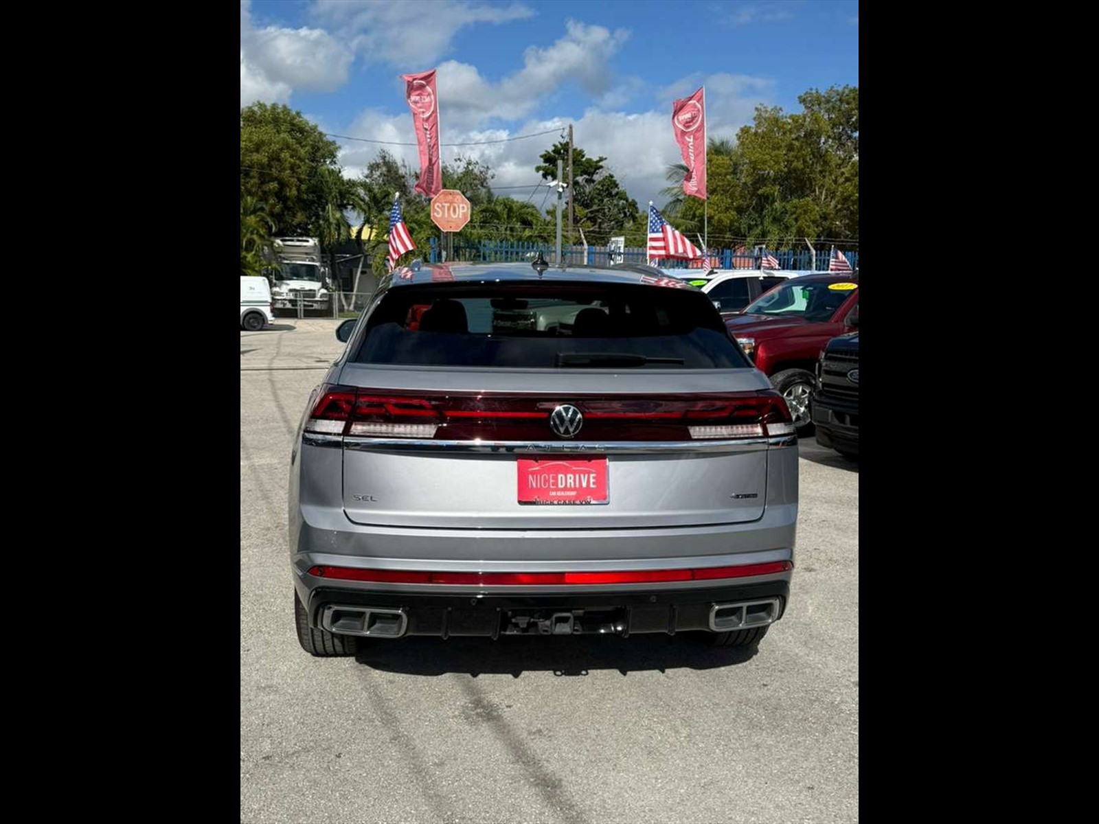 2024 VOLKSWAGEN Atlas Cross Sport in Miami, FL