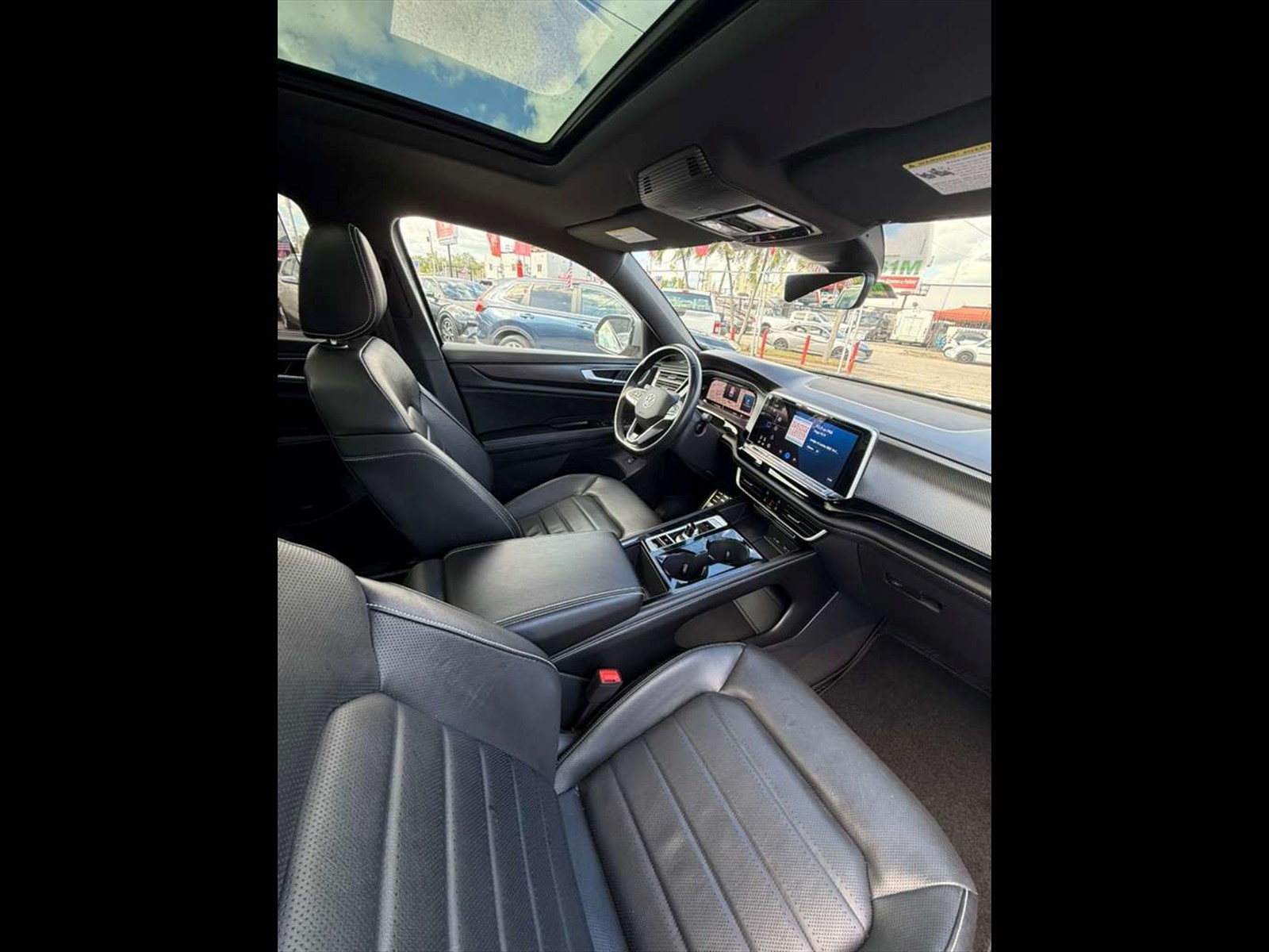 2024 VOLKSWAGEN Atlas Cross Sport in Miami, FL