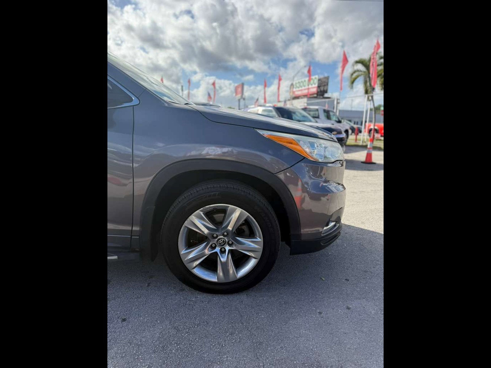 2016 TOYOTA Highlander in Miami, FL