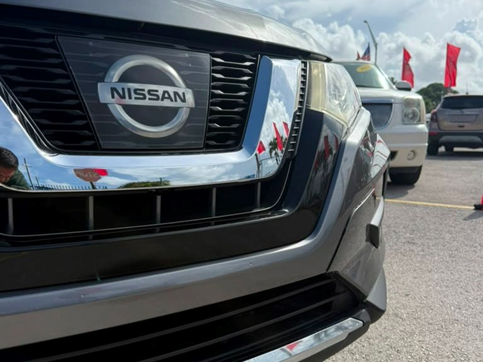 2017 NISSAN Rogue in Miami, FL