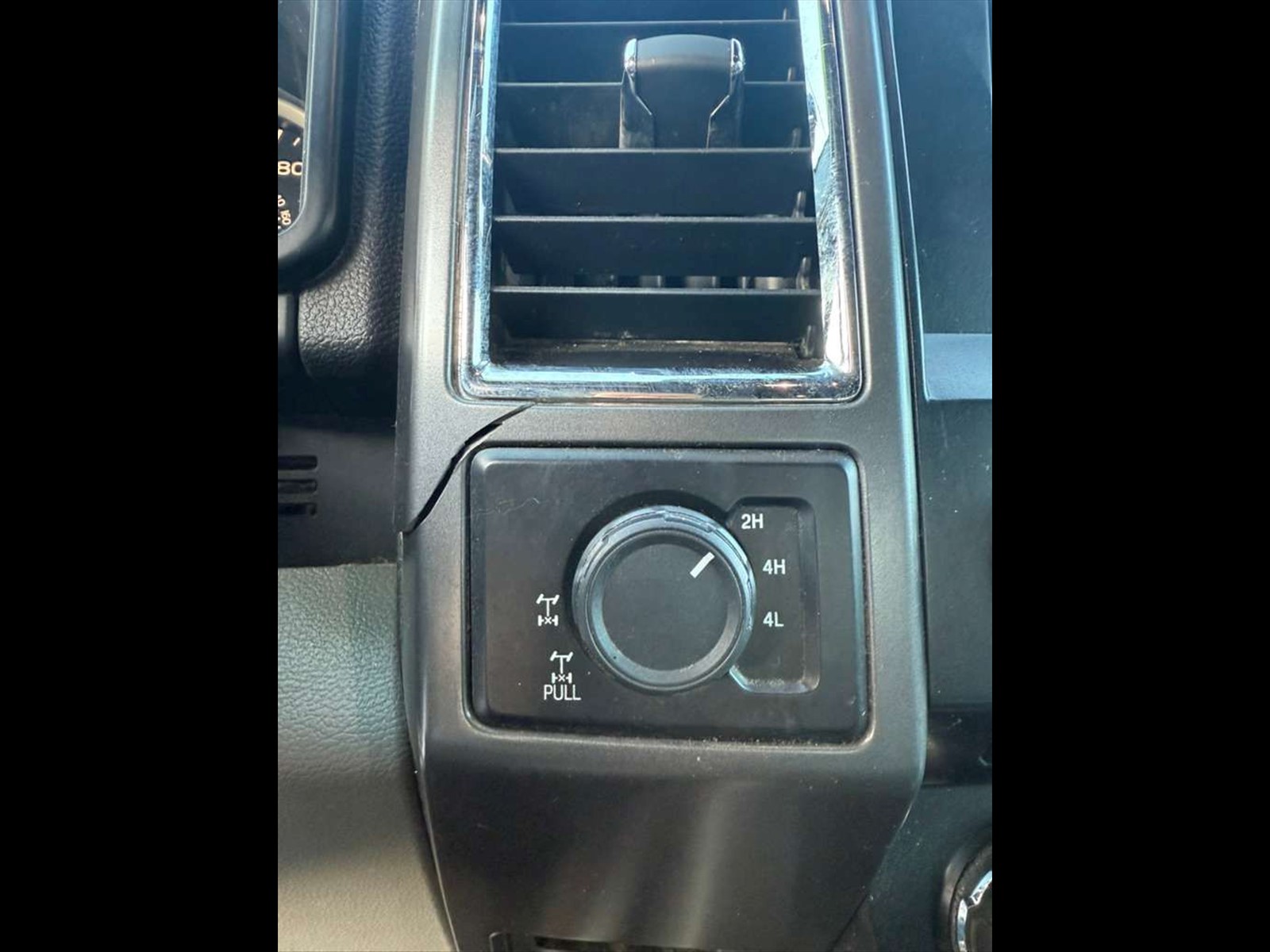 2015 FORD F-150 in Miami, FL