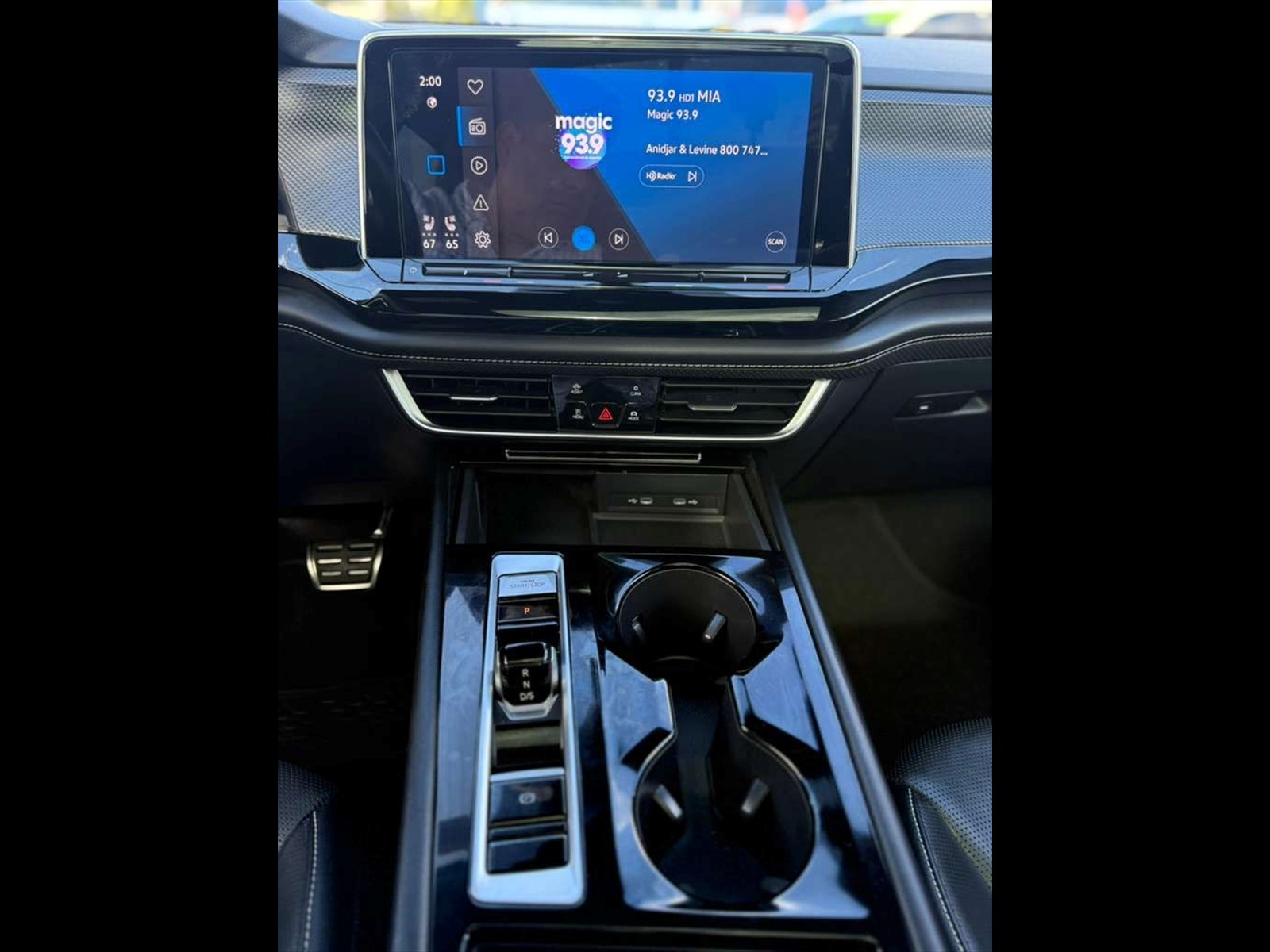 2024 VOLKSWAGEN Atlas Cross Sport in Miami, FL