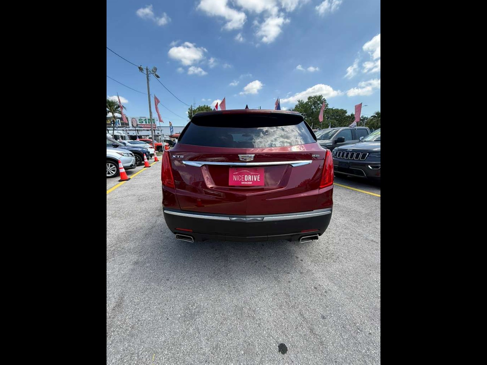 2017 CADILLAC XT5 in Miami, FL