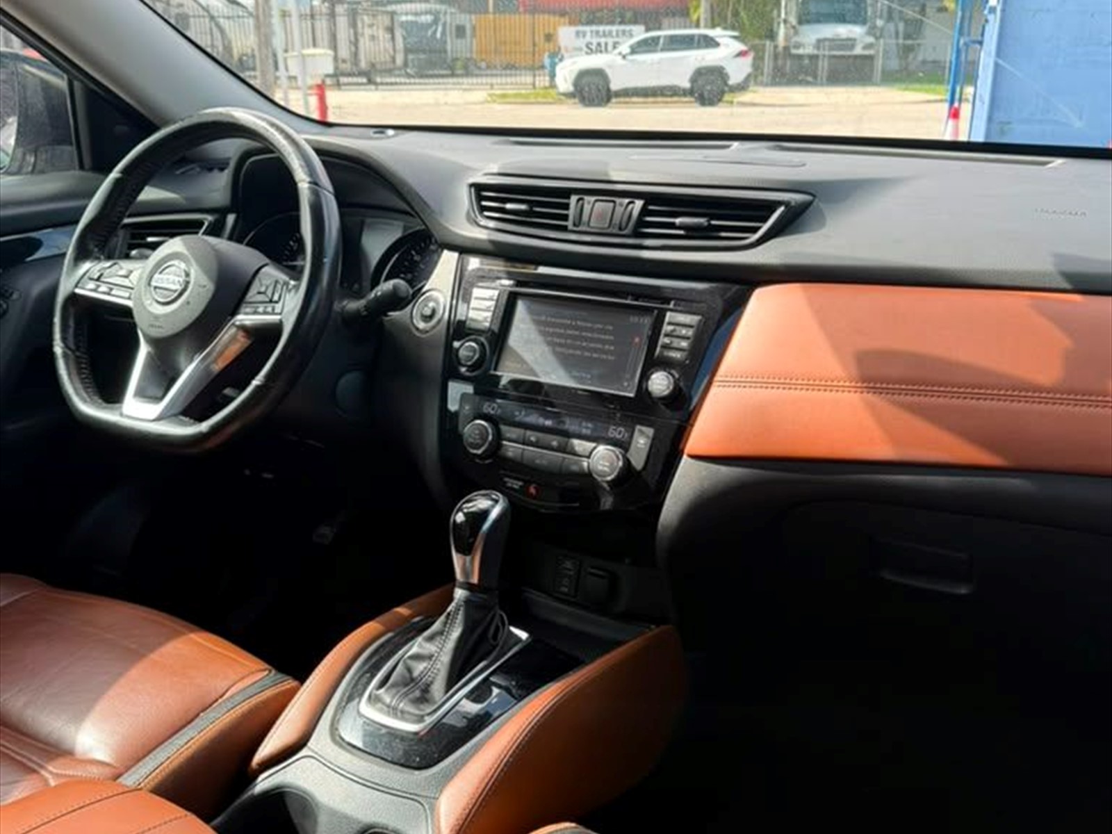 2017 NISSAN Rogue in Miami, FL