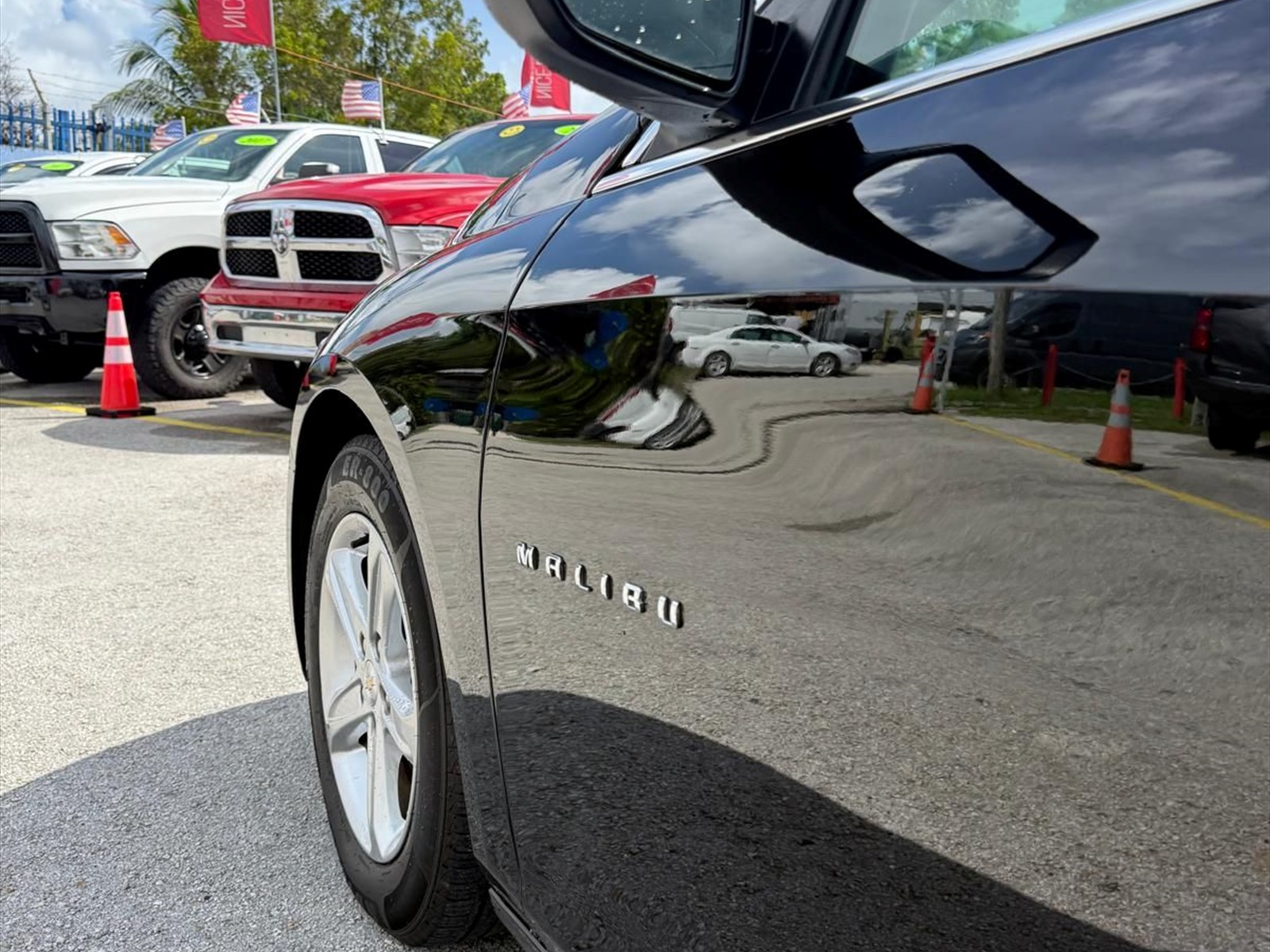 2024 CHEVROLET Malibu in Miami, FL