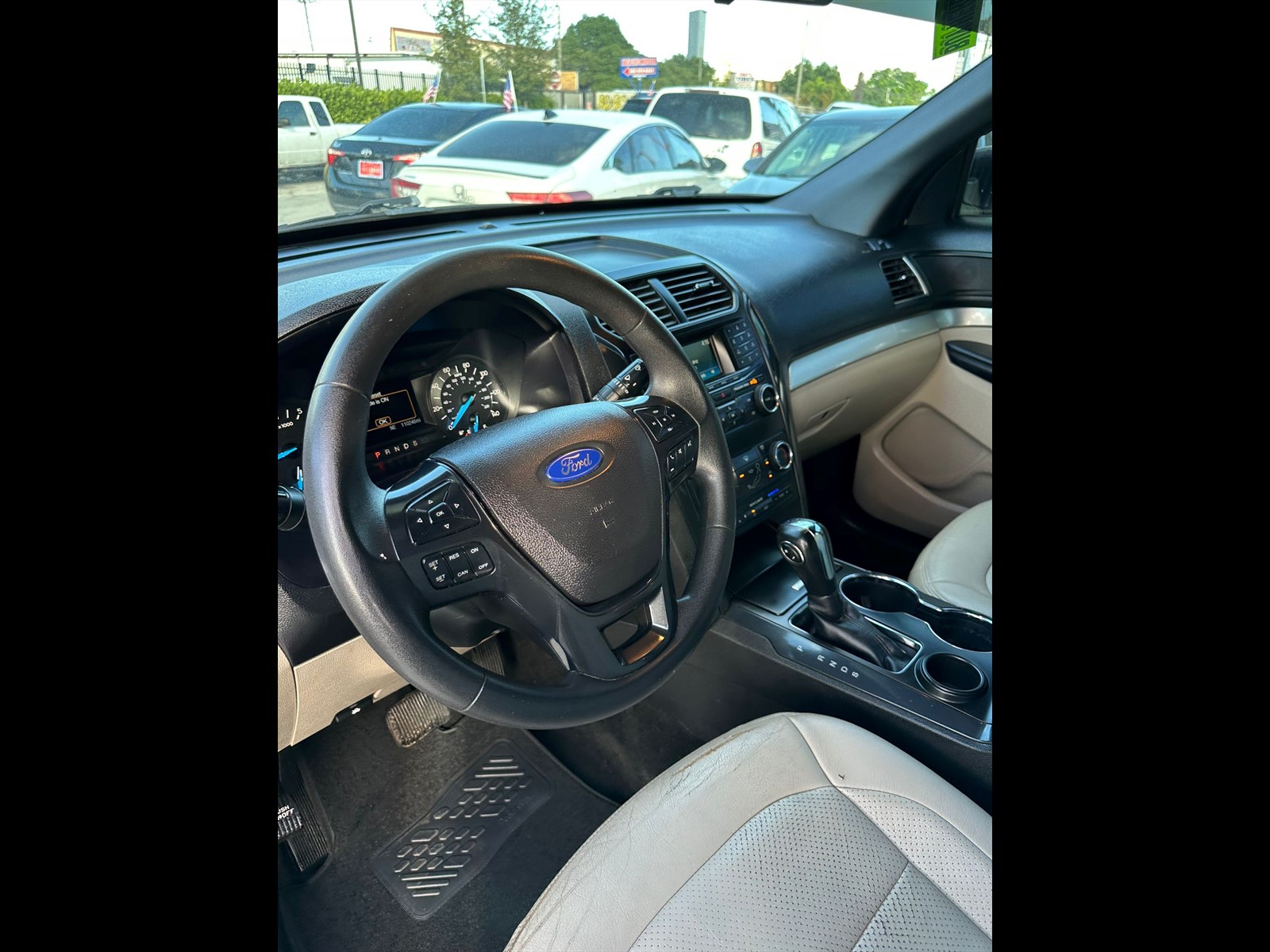 2018 FORD Explorer in miami, FL