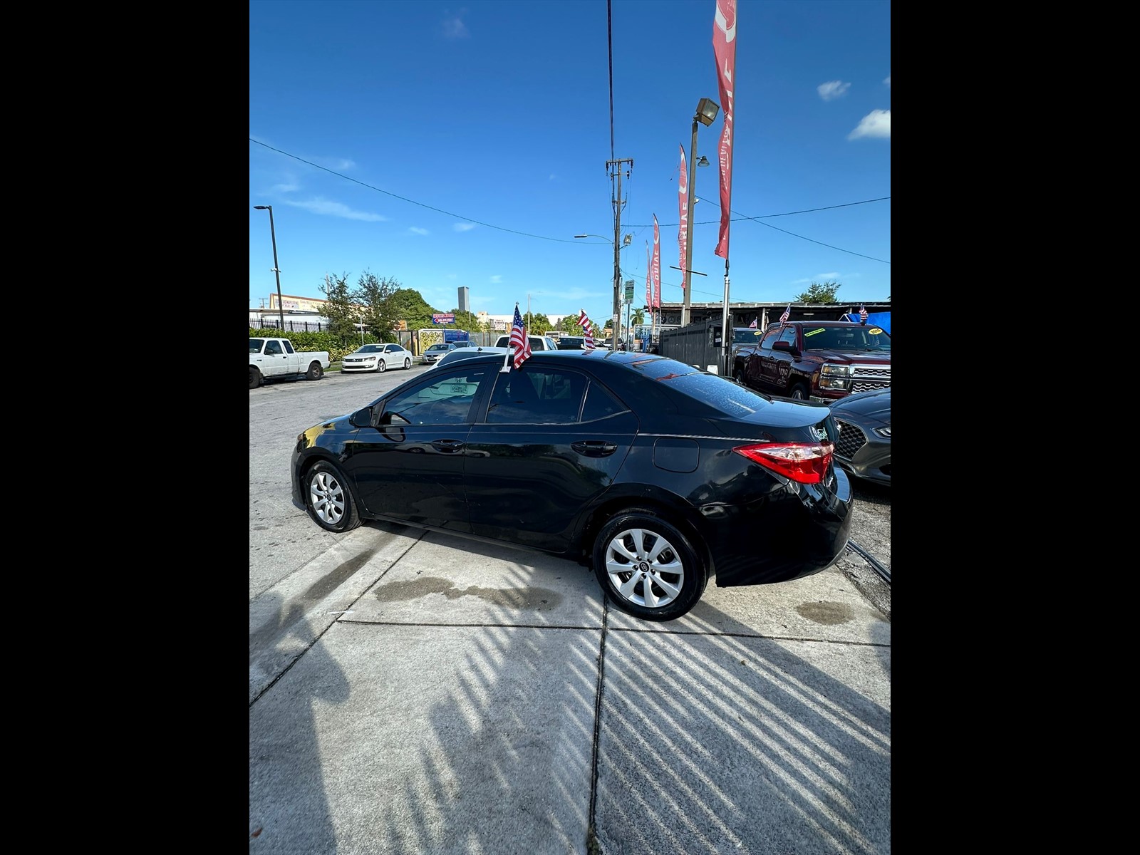 2019 TOYOTA Corolla in miami, FL