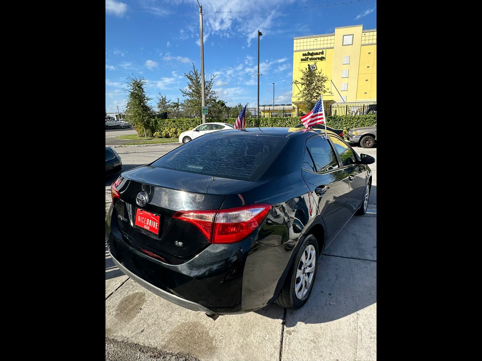 2019 TOYOTA Corolla in miami, FL