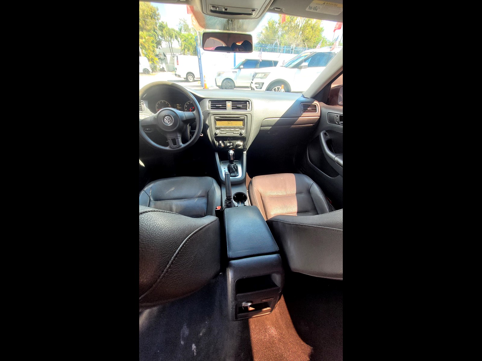 2011 Volkswagen Jetta in Miami, FL