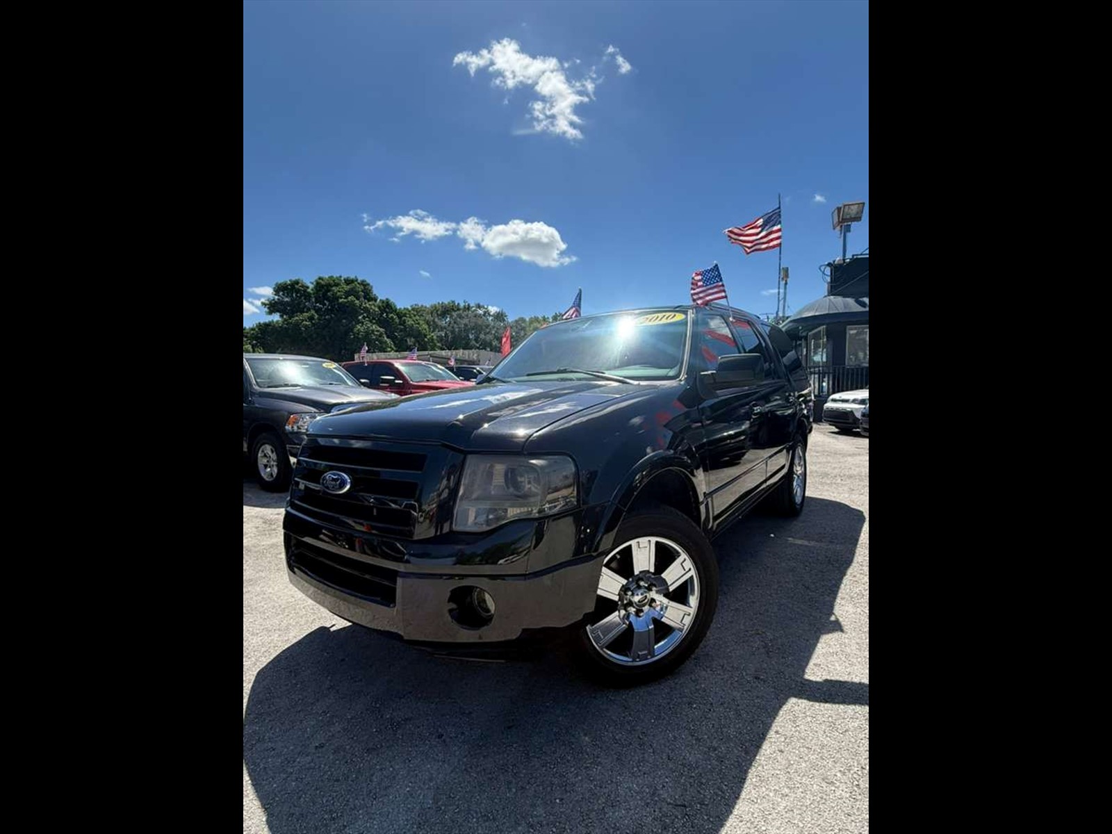 2010 FORD Expedition in Miami, FL