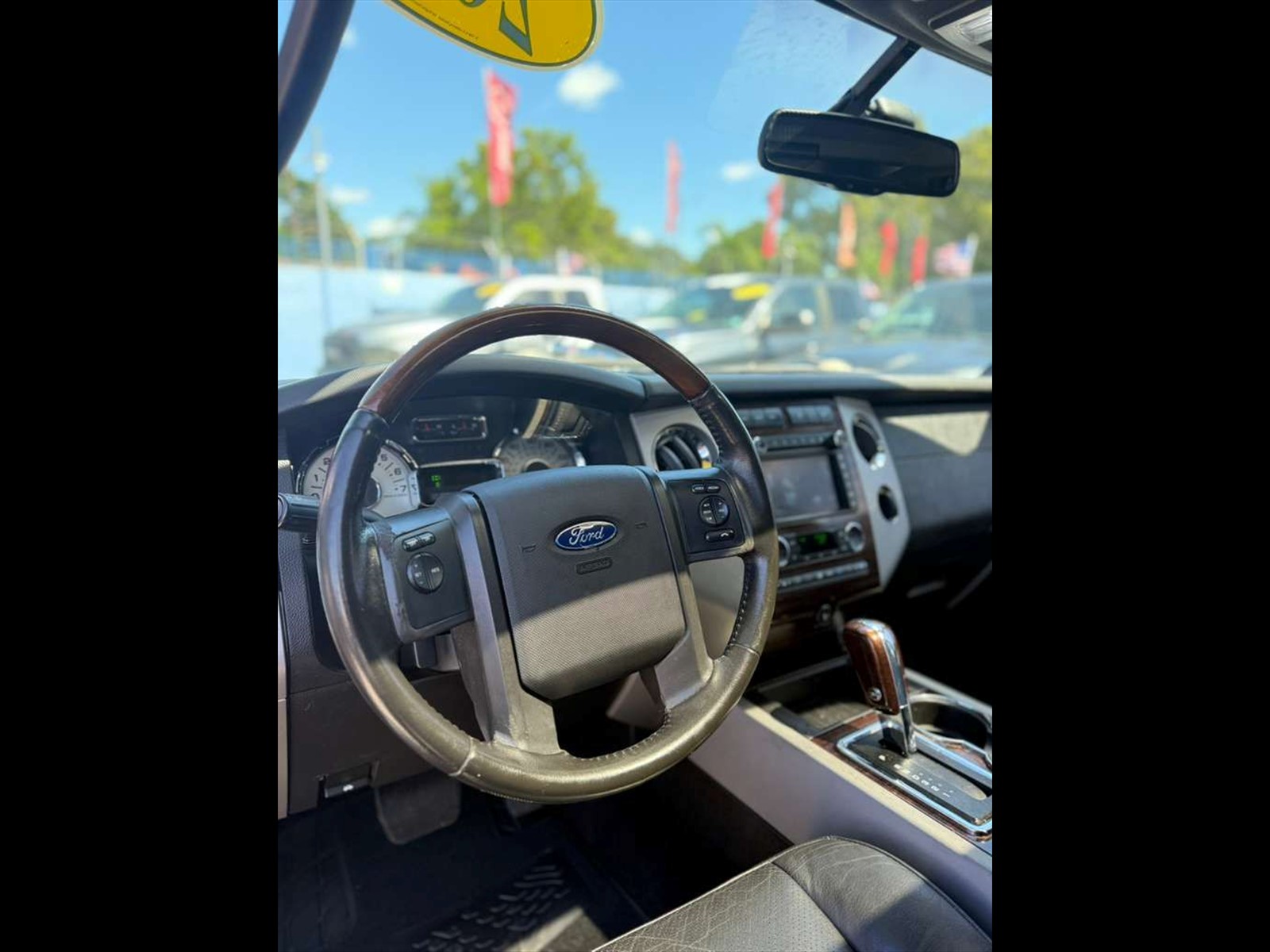 2010 FORD Expedition in Miami, FL