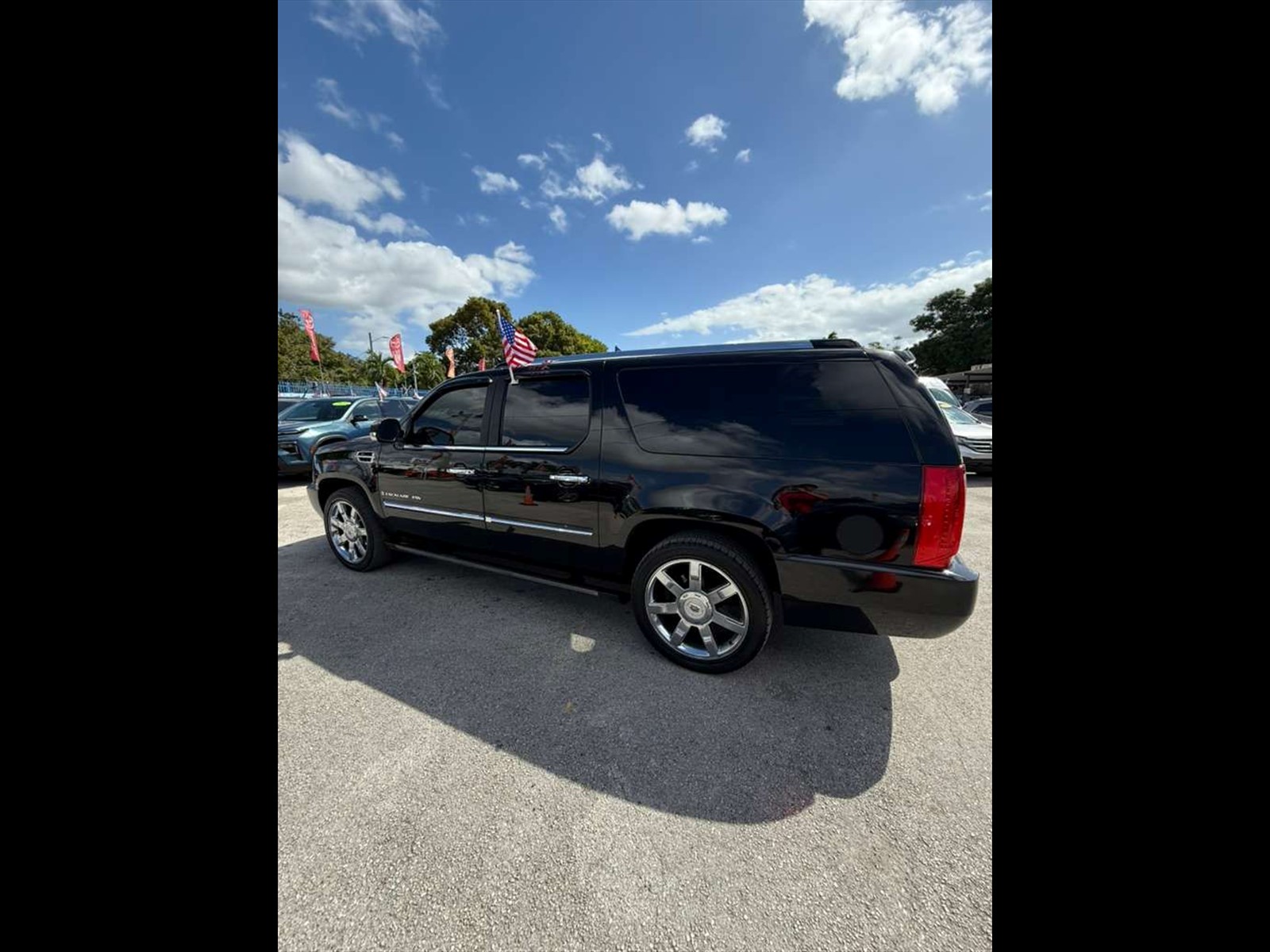 2009 CADILLAC Escalade in Miami, FL