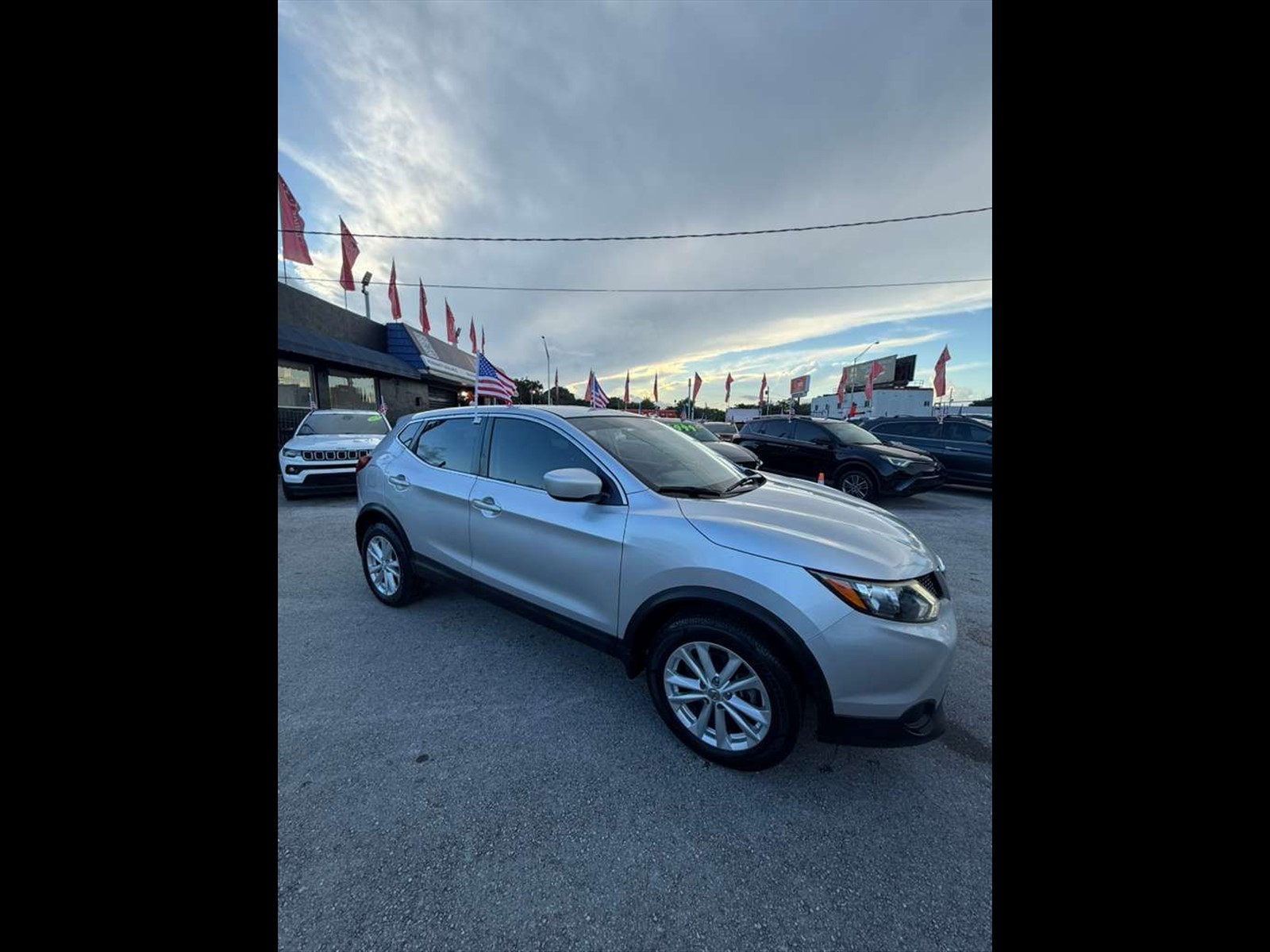 2017 NISSAN Rogue Sport in Miami, FL