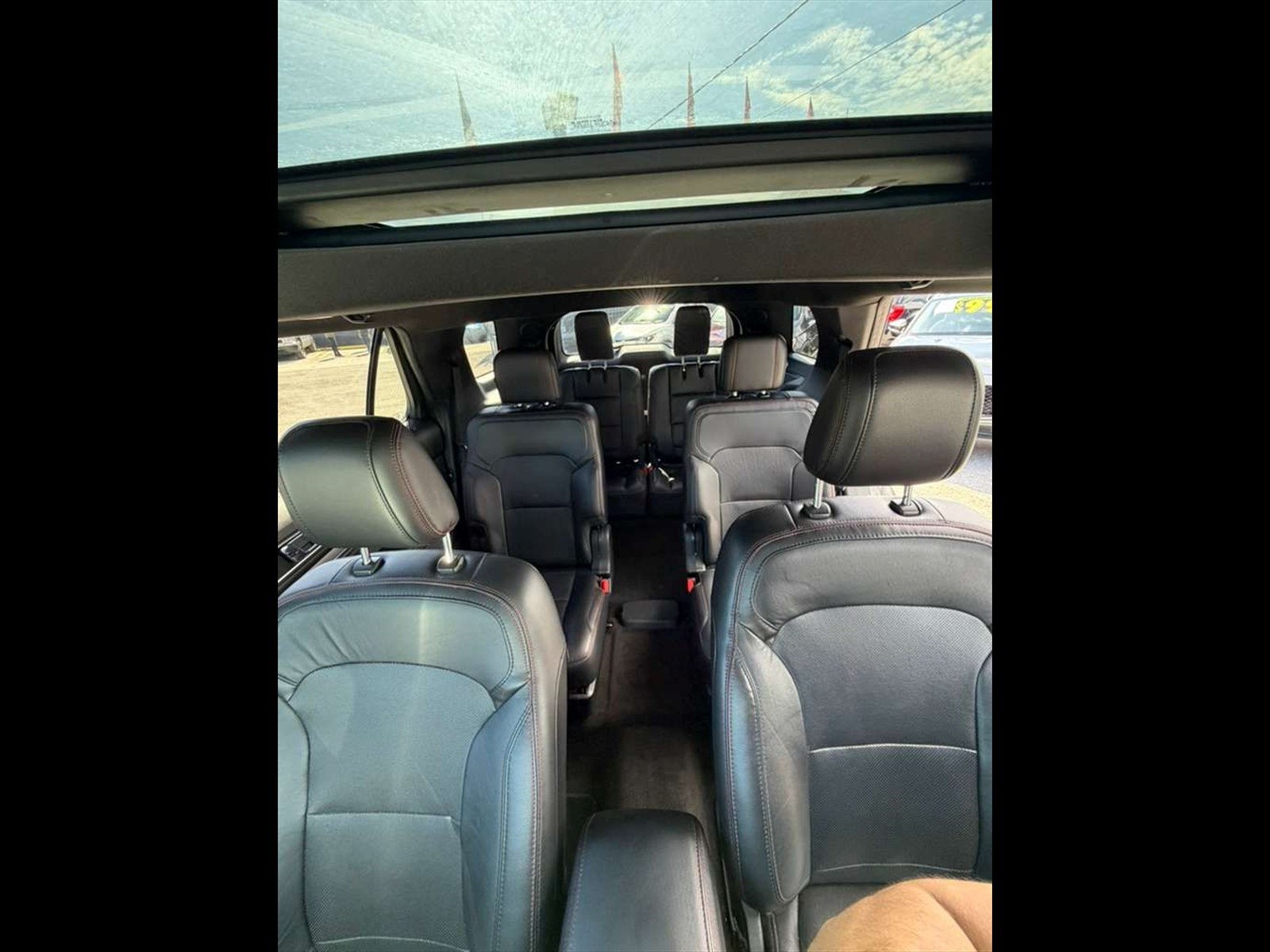 2018 FORD Explorer in Miami, FL