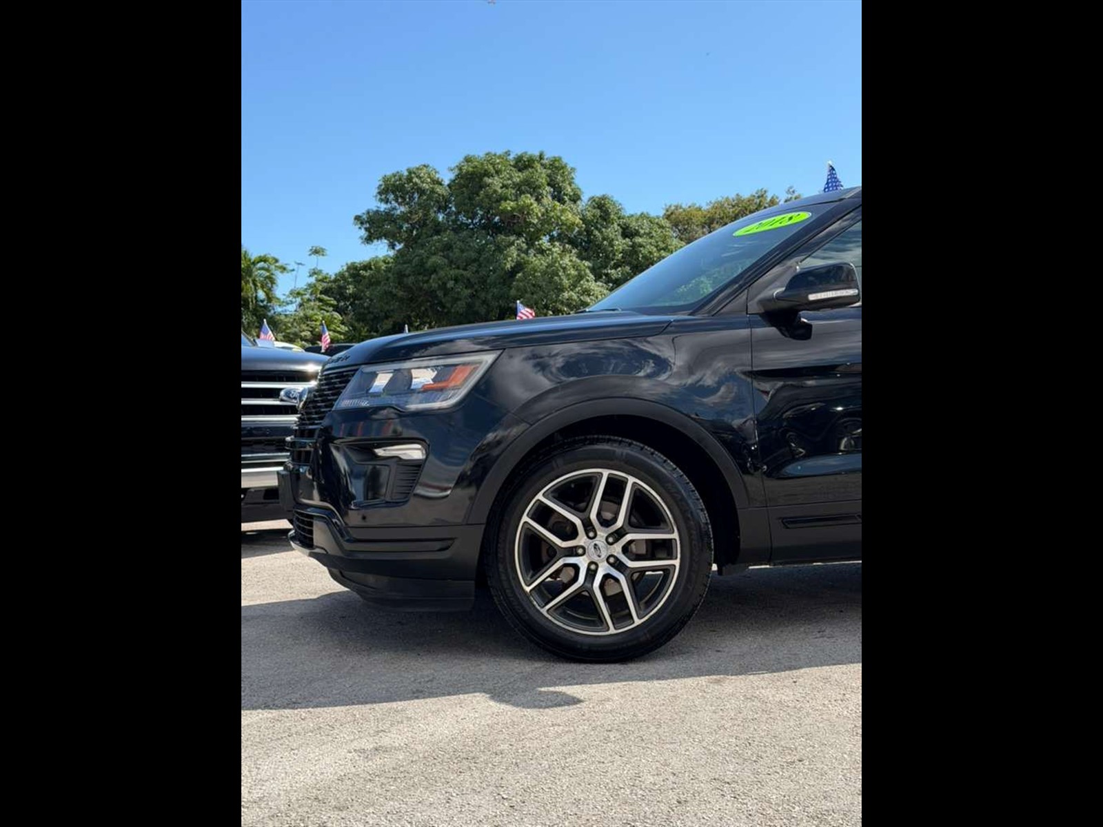 2018 FORD Explorer in Miami, FL