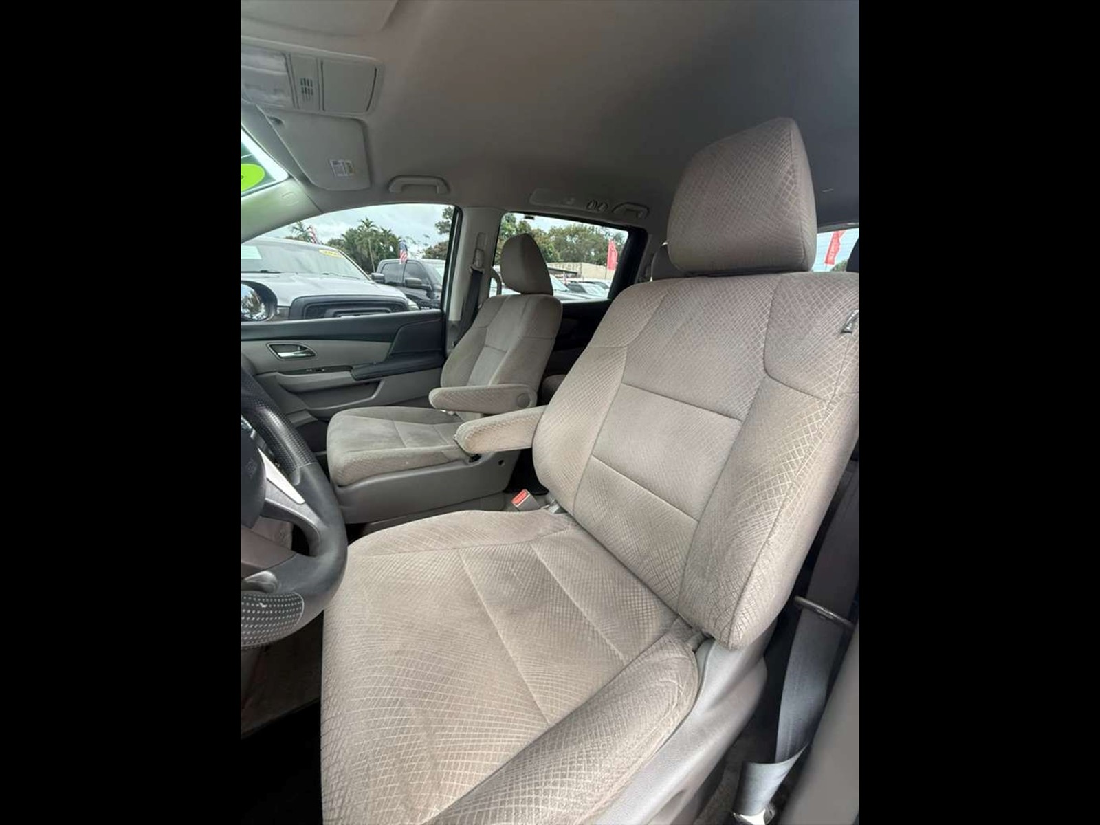 2015 HONDA Odyssey in Miami, FL