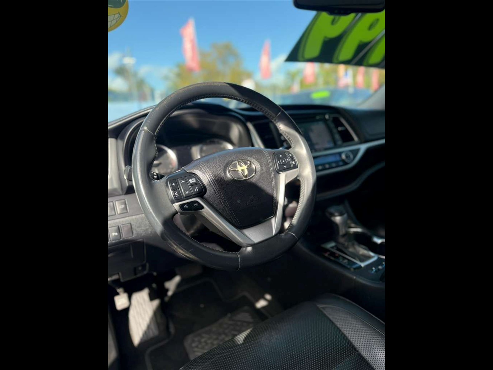 2016 TOYOTA Highlander in Miami, FL