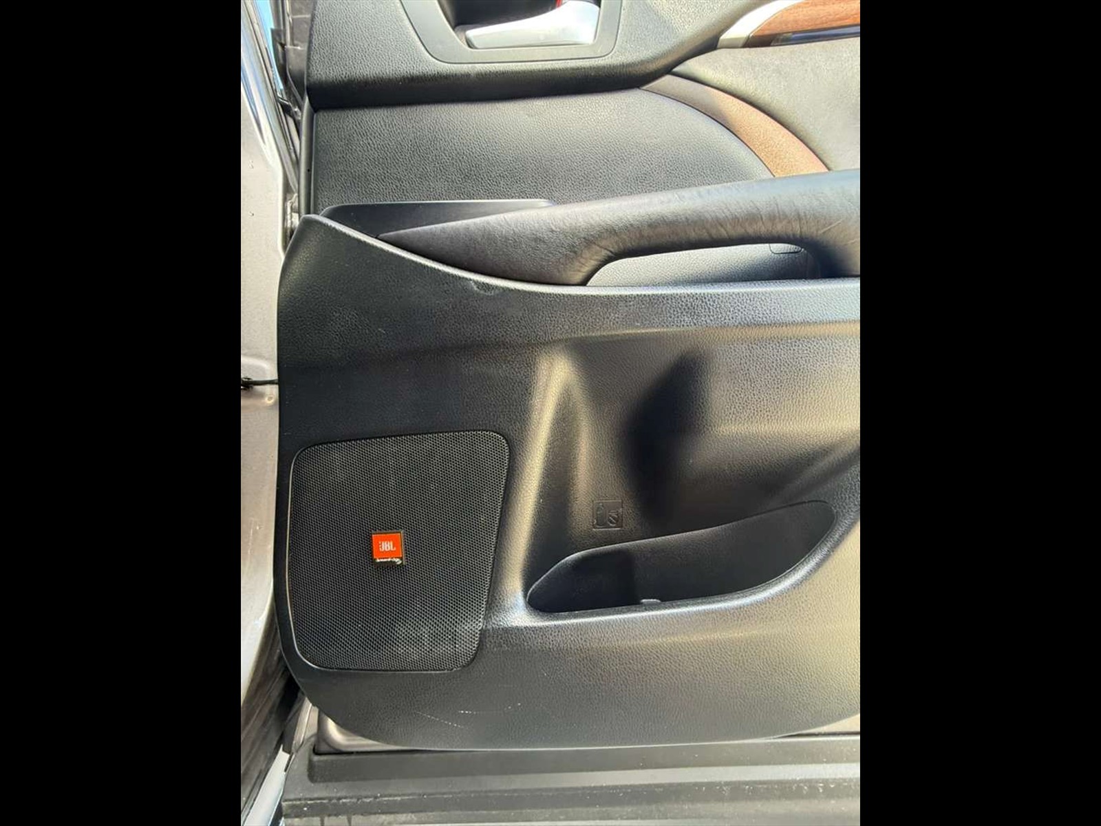 2016 TOYOTA Highlander in Miami, FL