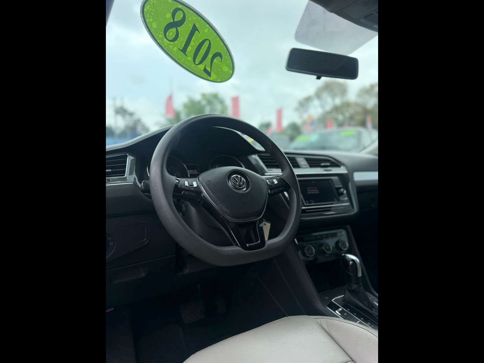 2018 VOLKSWAGEN Tiguan in Miami, FL
