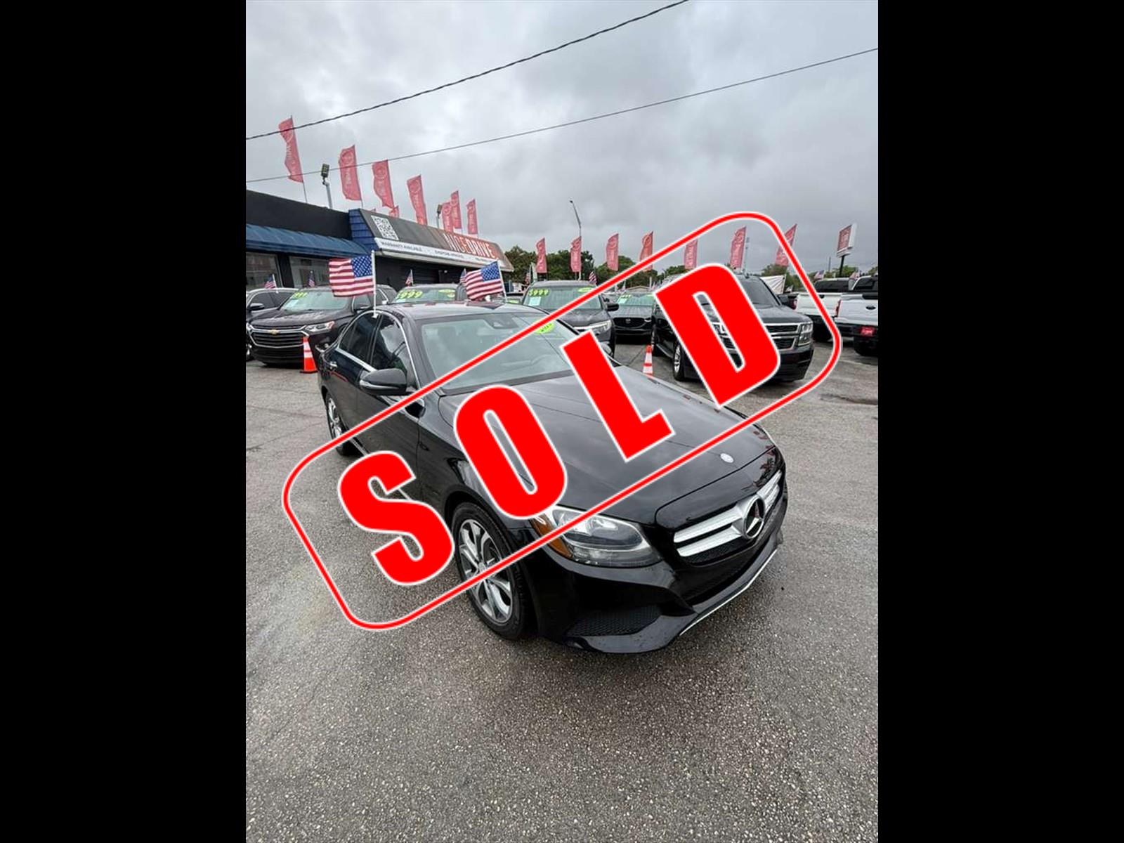 2016 MERCEDES-BENZ C-Class in Miami, FL