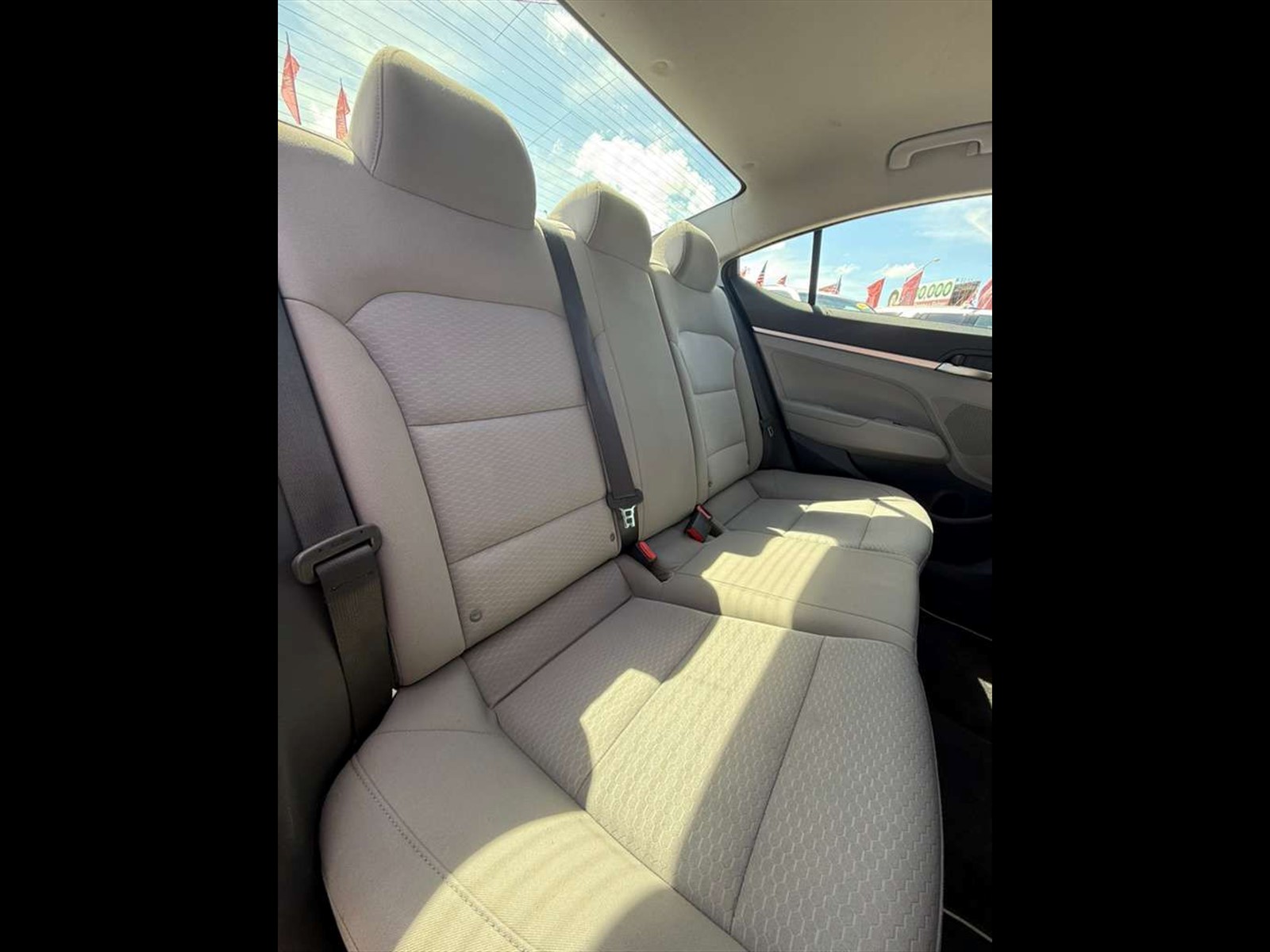 2019 HYUNDAI Elantra in Miami, FL