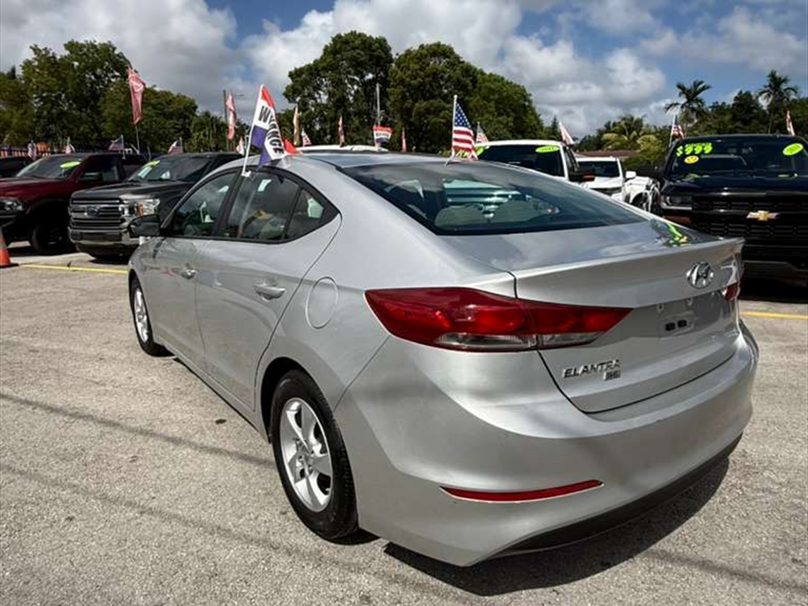 2018 HYUNDAI Elantra in Miami, FL