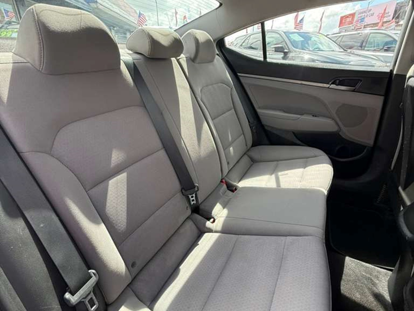 2018 HYUNDAI Elantra in Miami, FL
