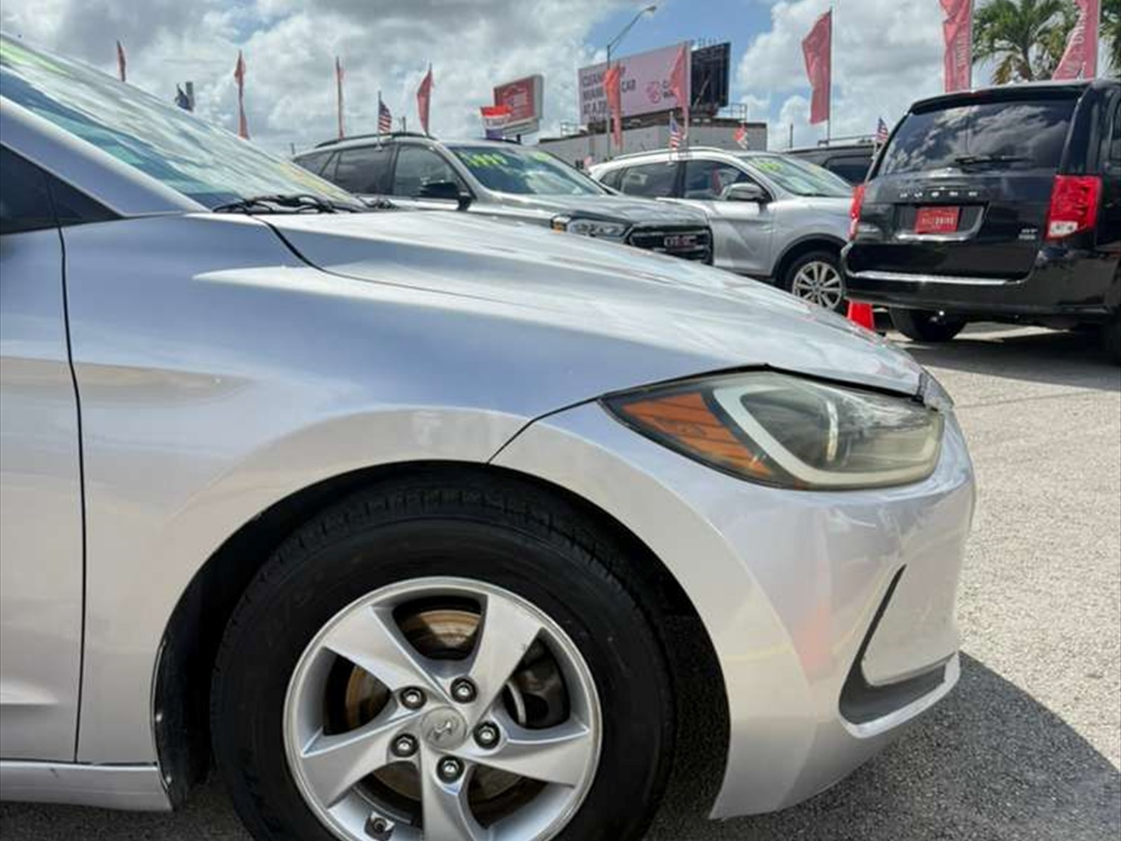 2018 HYUNDAI Elantra in Miami, FL