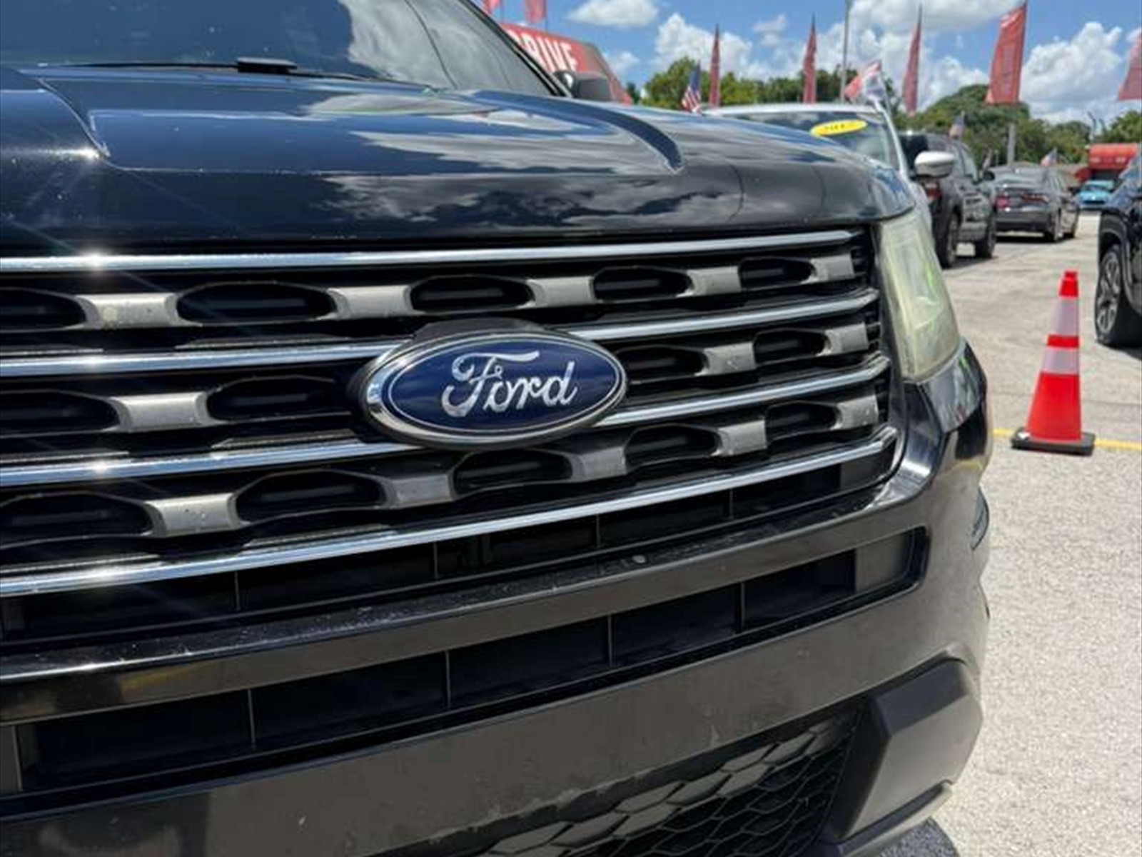 2016 FORD Explorer in Miami, FL