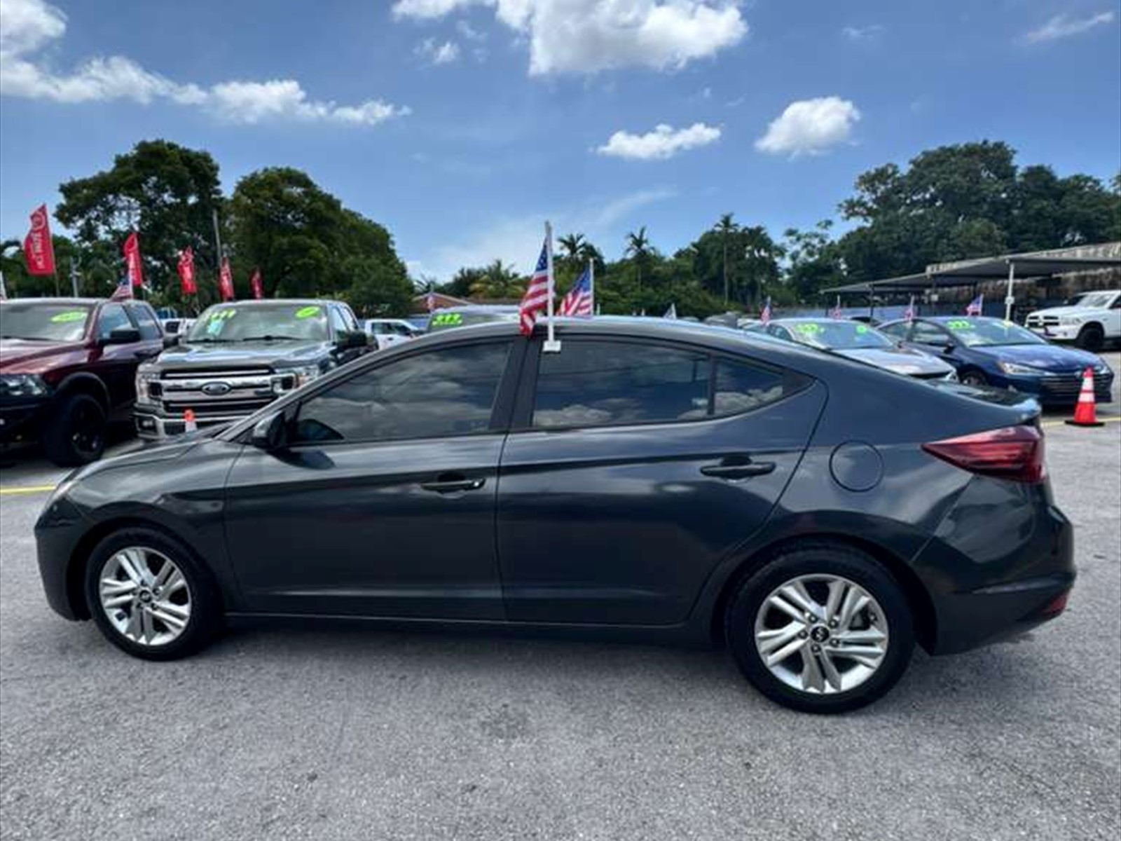 2020 HYUNDAI Elantra in Miami, FL