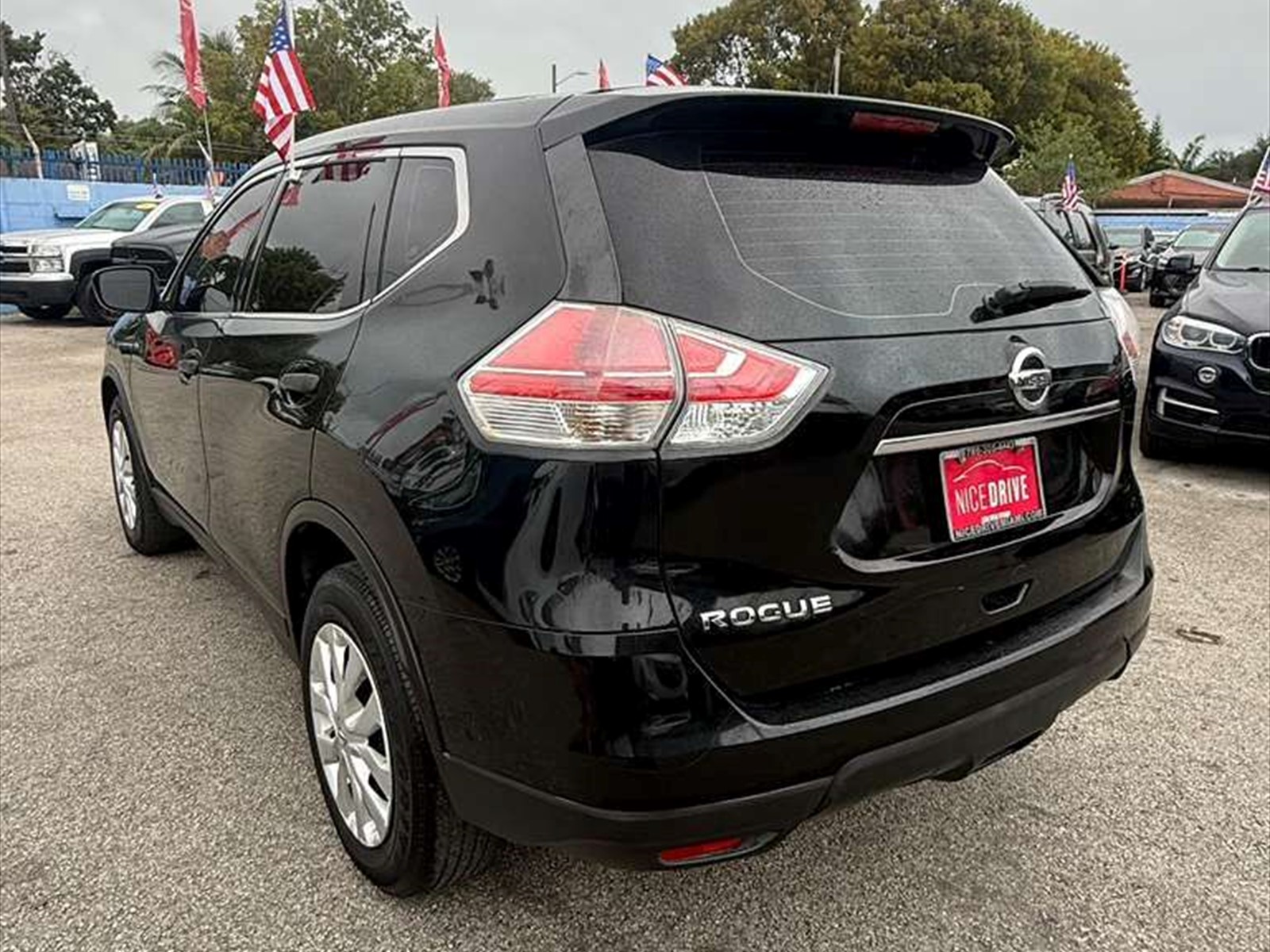2016 NISSAN Rogue in Miami, FL