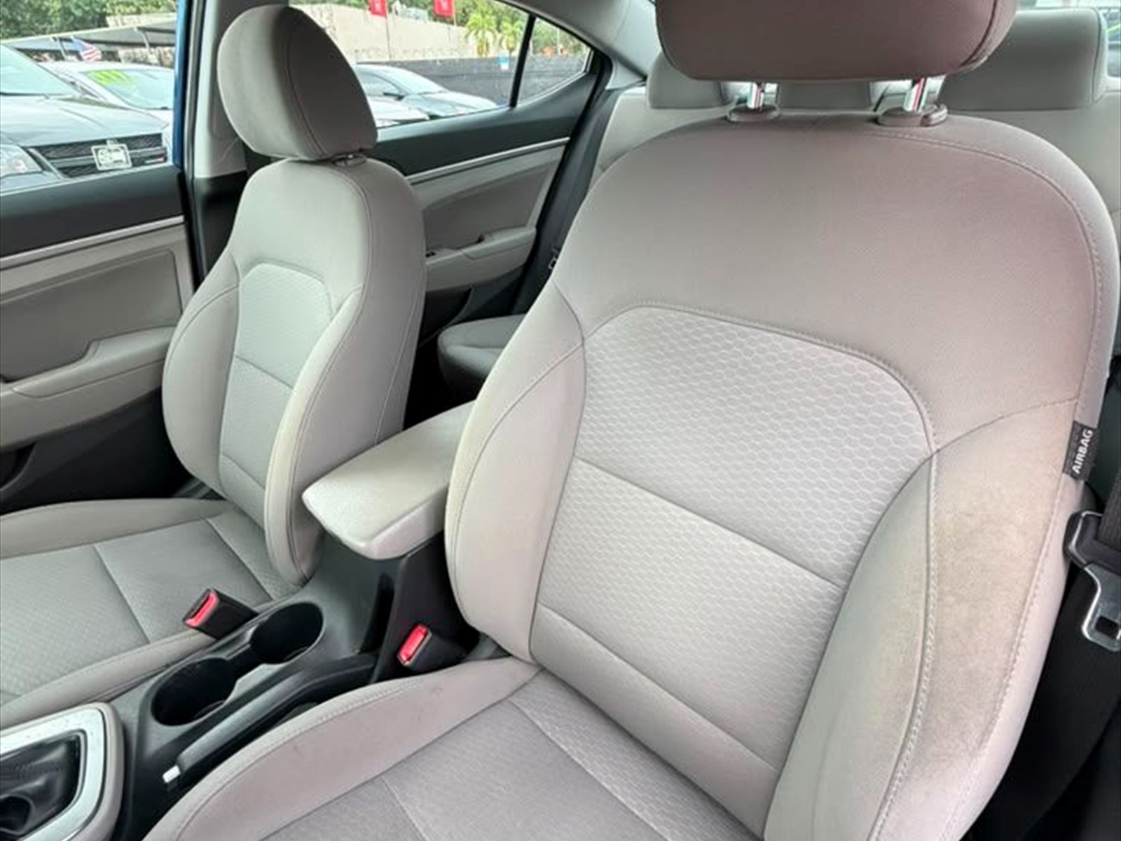 2019 HYUNDAI Elantra in Miami, FL